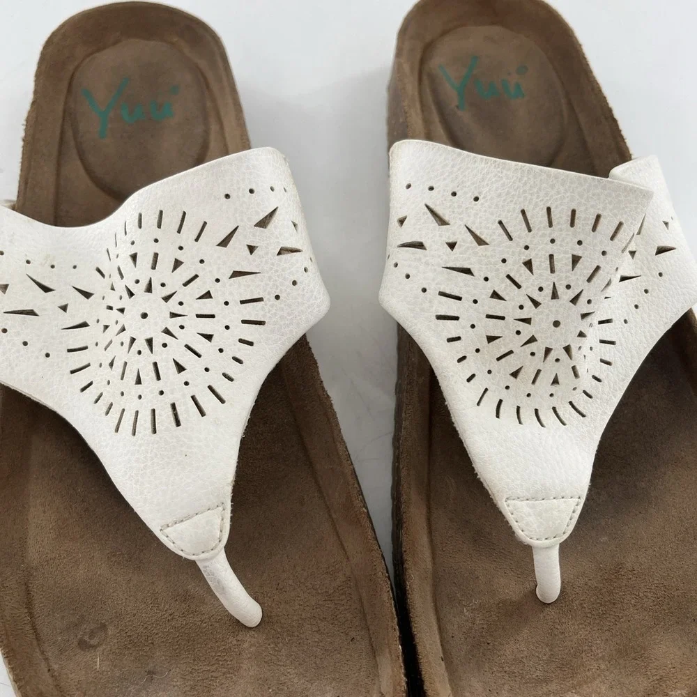 Yuu Womens White Flip Flop Thong Cork Flat 8 Sandal Philis Sunburst Cutout 9.5 M